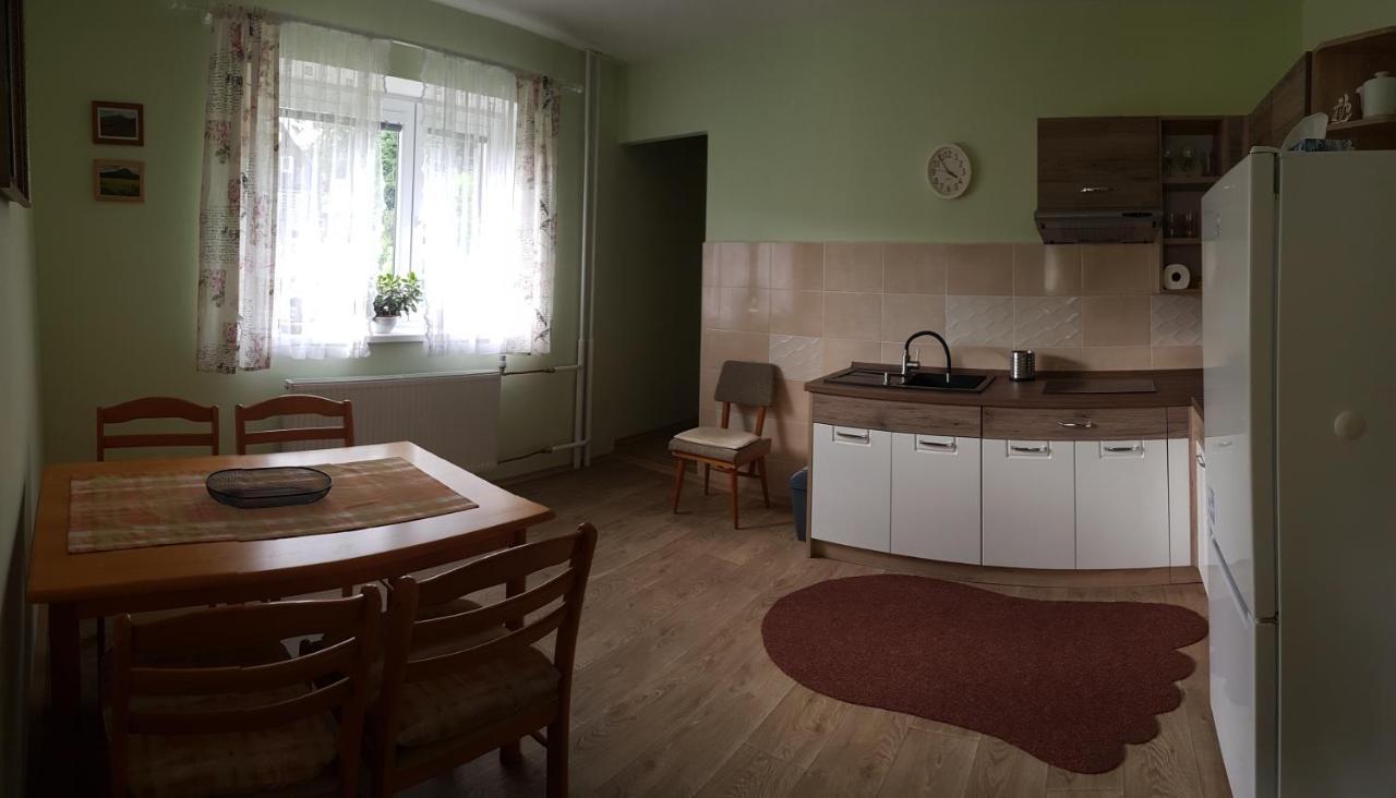 Apartment Arnika Korenov Ngoại thất bức ảnh